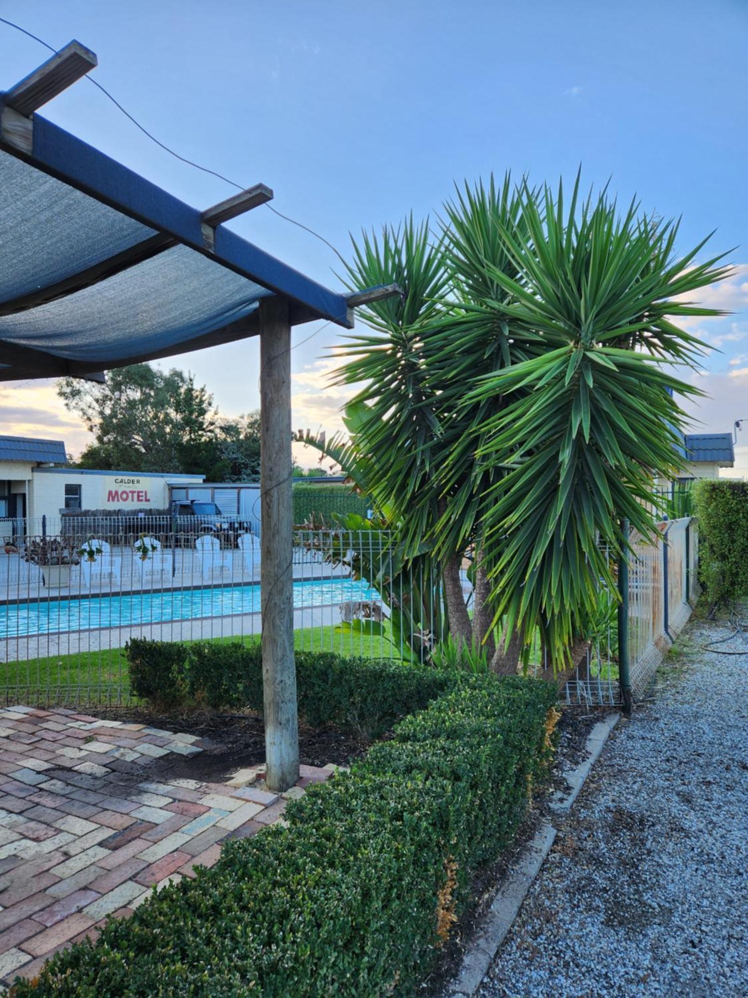 Calder Family Motel Bendigo Eksteriør billede