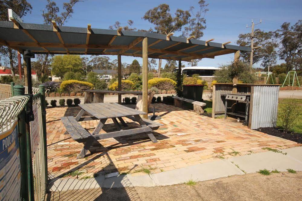 Calder Family Motel Bendigo Eksteriør billede