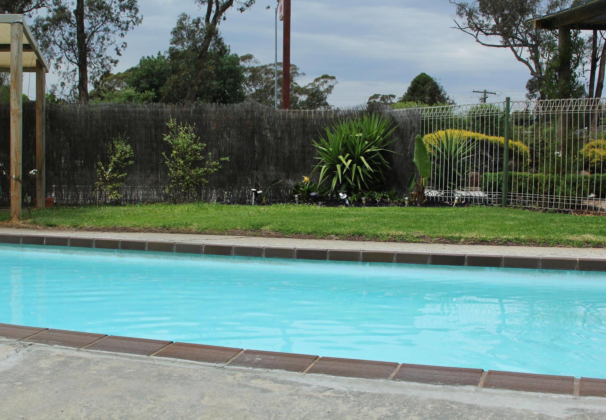 Calder Family Motel Bendigo Eksteriør billede